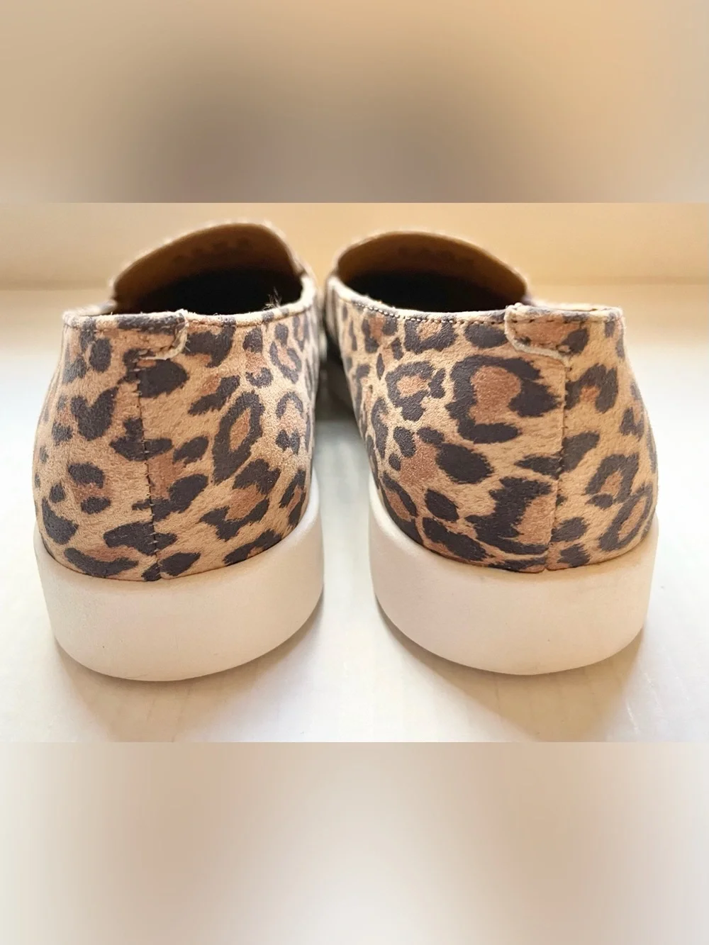 Naturalizer karis suede
